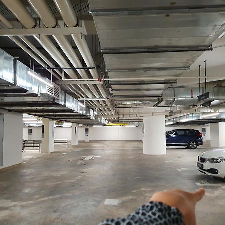 Highpark Suites At Petaling Jaya, Kelana Jaya By Plush エクステリア 写真
