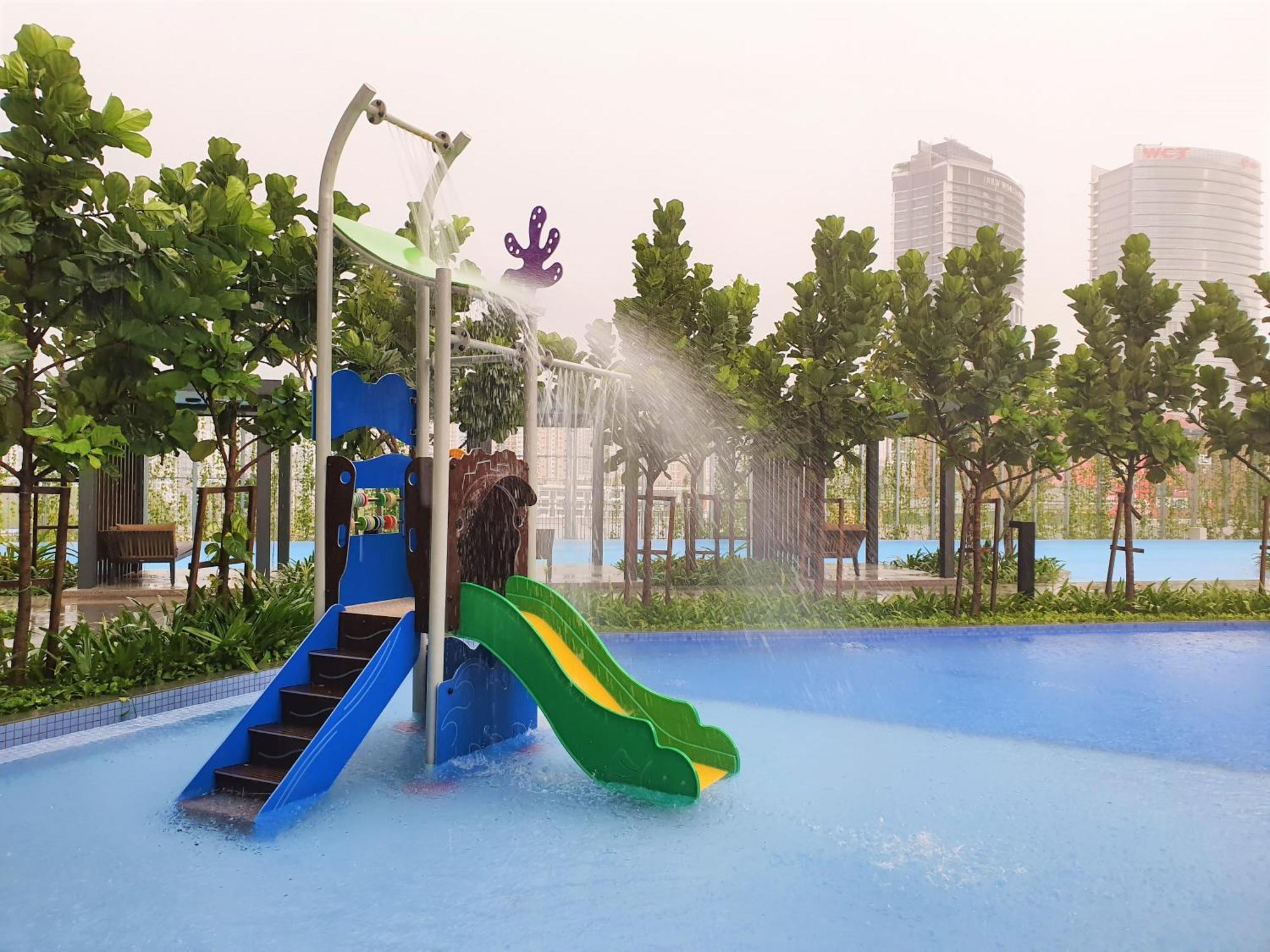 Highpark Suites At Petaling Jaya, Kelana Jaya By Plush エクステリア 写真